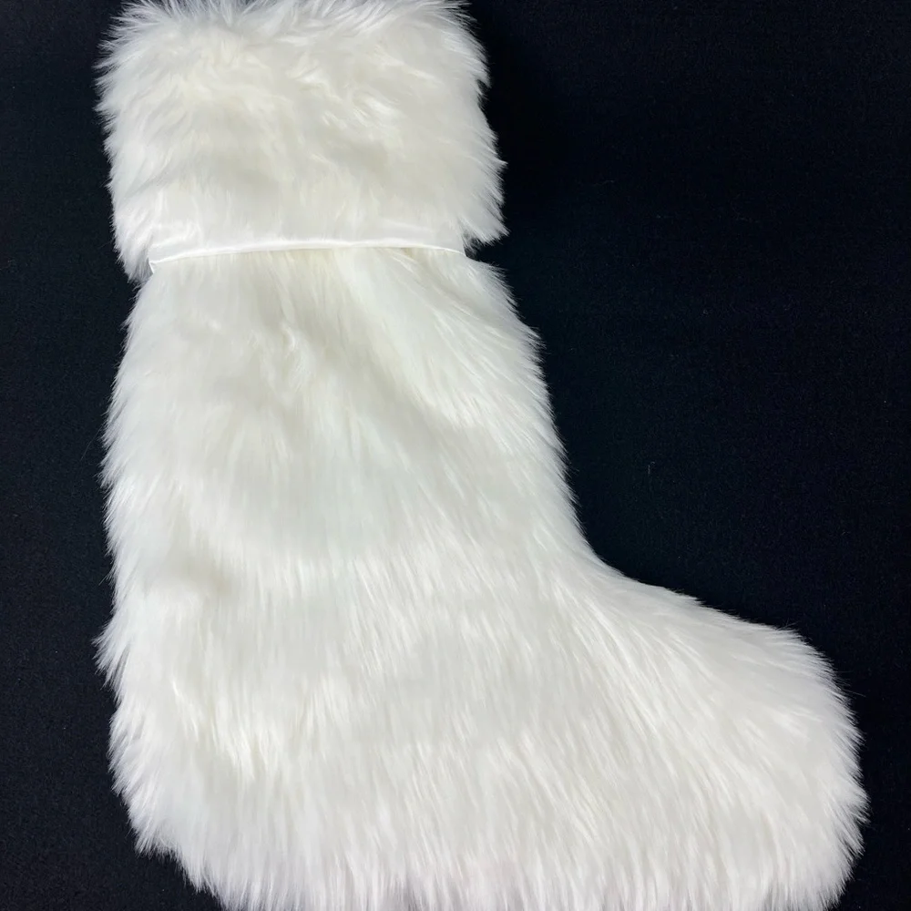 Nicole Miller Home Faux Fur Stocking White Ivory RN 75343